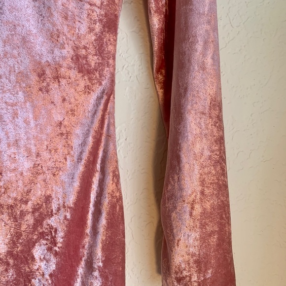 Pink Bodycon dress - crushed velvet - Picture 5 of 11